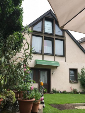  Gemütliches Ferienhaus Mainz  Майнц